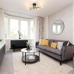 Apartment Joivy Modern 1 Bed Flat In West End, Close To Princes Gardens, Edinburgh