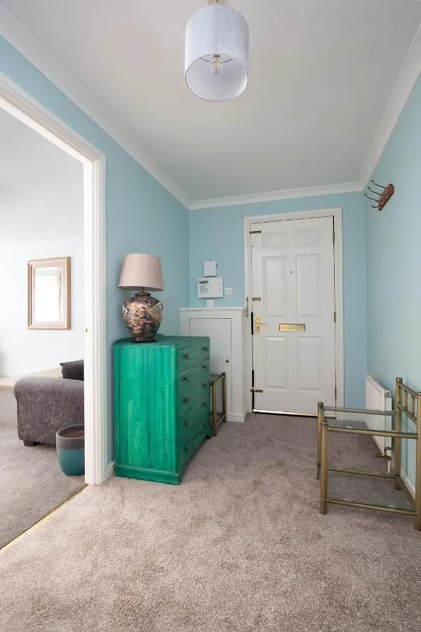 Dicksonfield Groud Floor Apartment Edinburgh United Kingdom