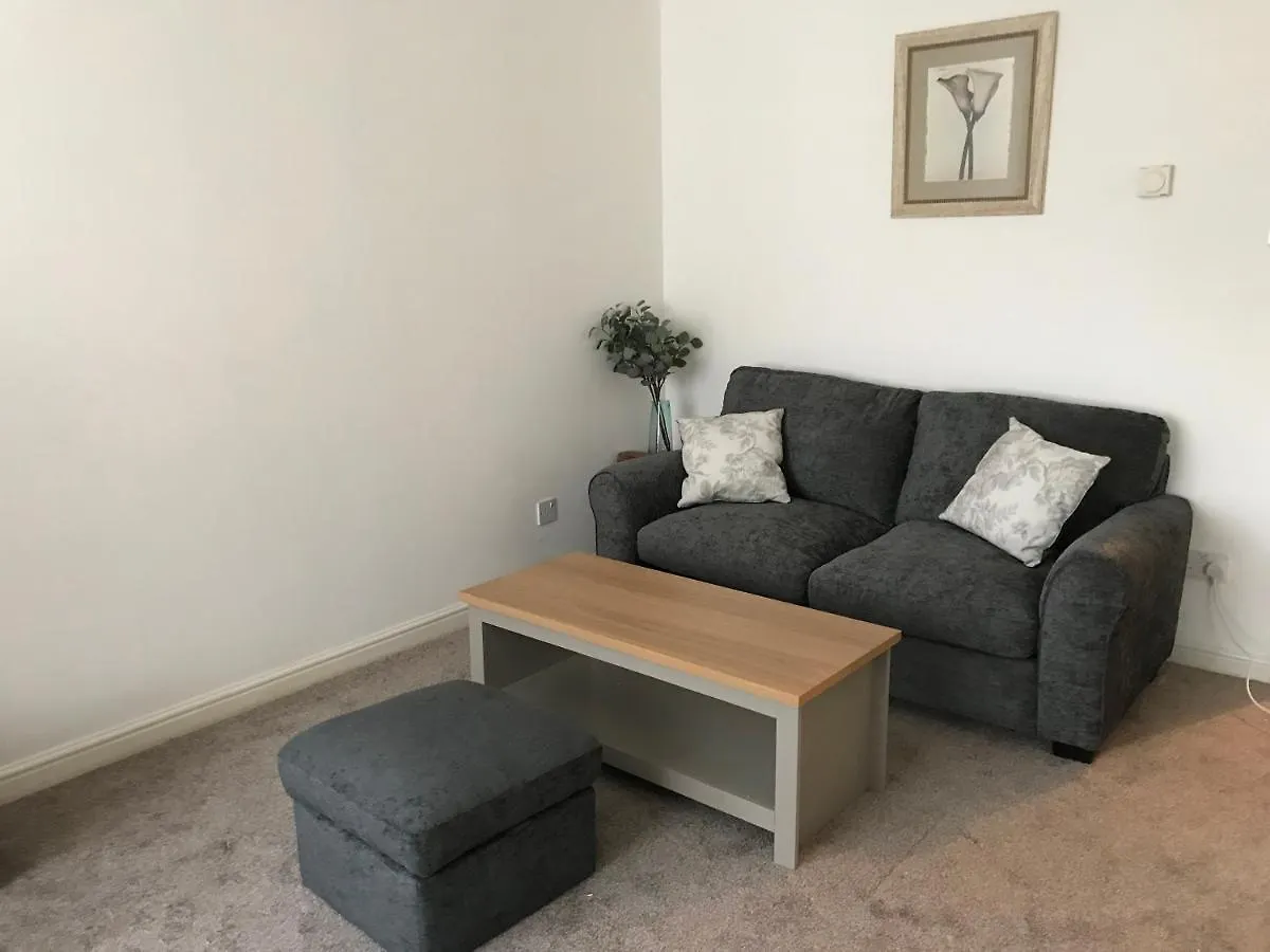 Dicksonfield Groud Floor Apartment Edinburgh 0*,