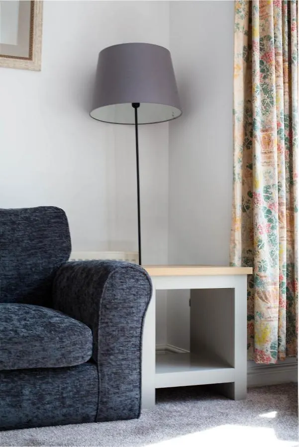 Dicksonfield Groud Floor Apartment Edinburgh